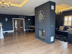 Photo 7- click for photo gallery